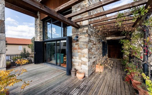 Casa moderna amplia